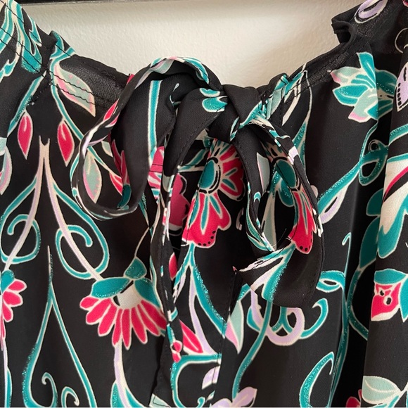 LC Lauren Conrad Floral Print Blouse - Picture 4 of 7